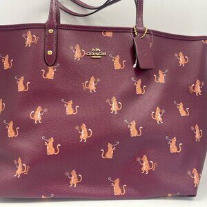 COACH HANDBAG